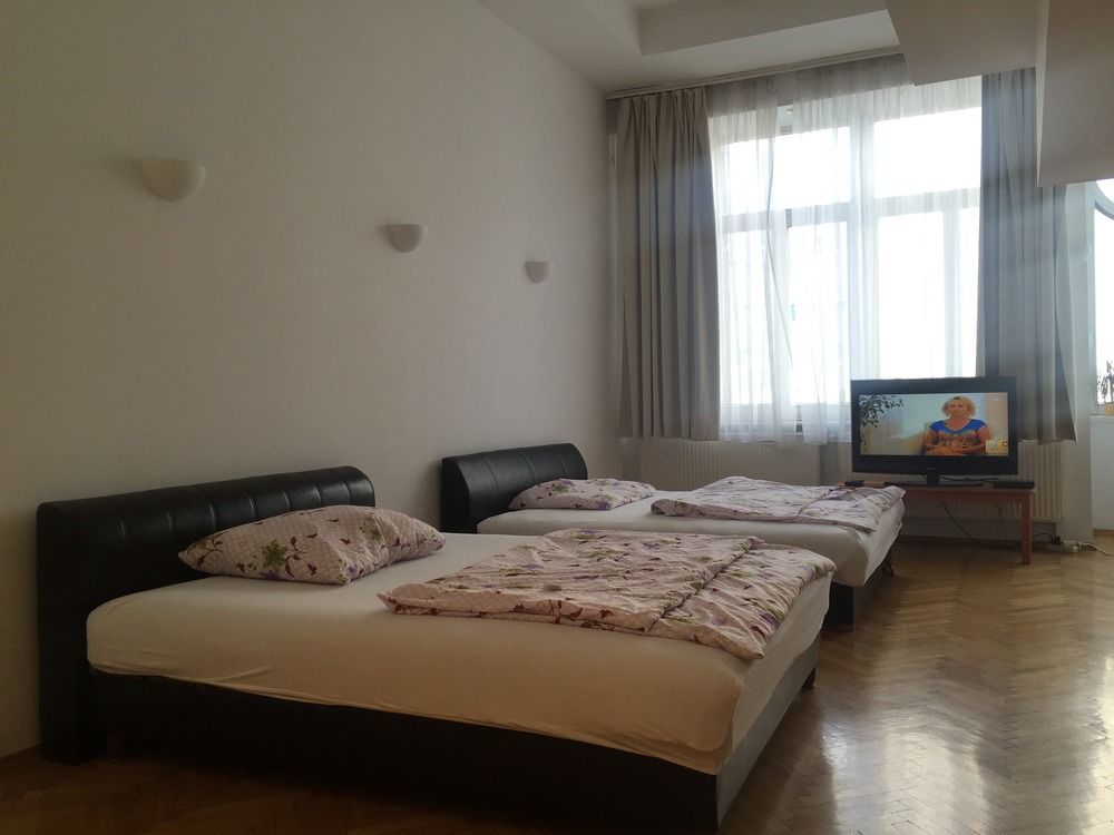 Corso Apartment Budapest Ngoại thất bức ảnh